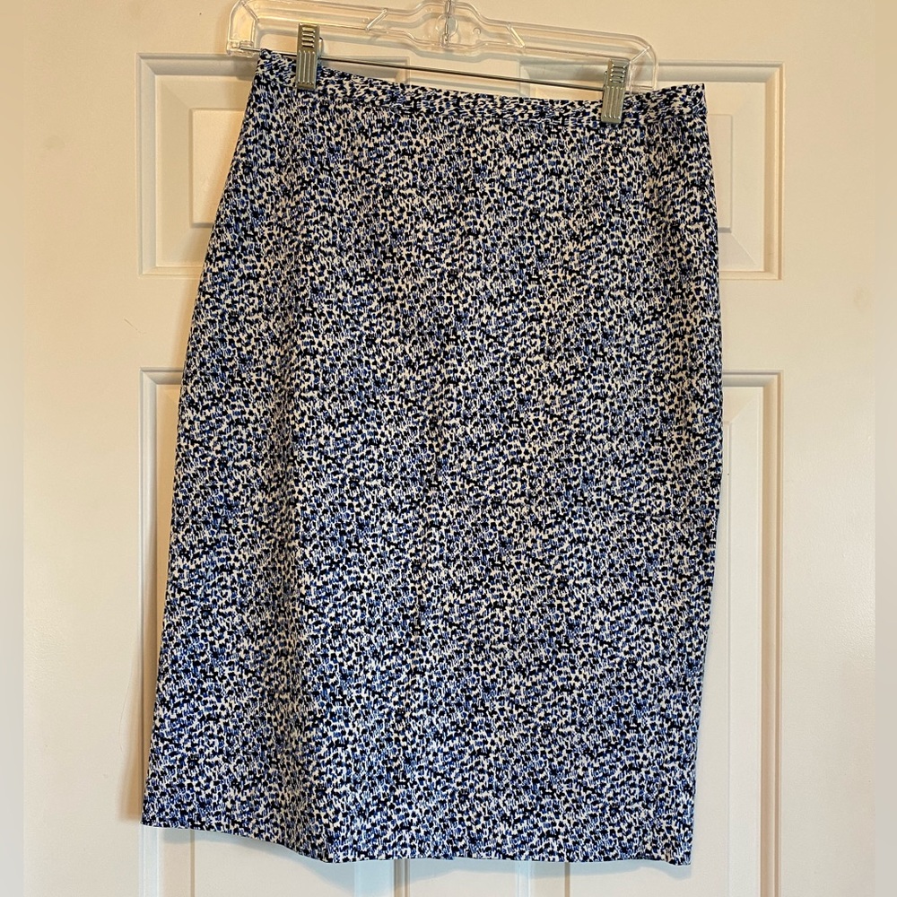 Pure collection fully lined blue white black pencil skirt